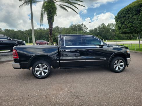 Used 2022 RAM 1500 Limited AWD/4WD image 3