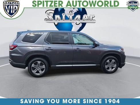 Used 2025 Honda Pilot EX-L image 8