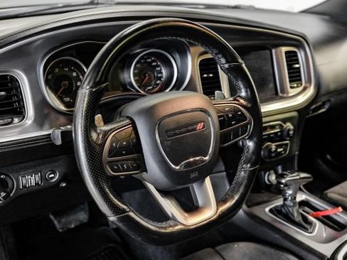 Used 2020 Dodge Charger Scat Pack w/ Dynamics Package RWD image 23