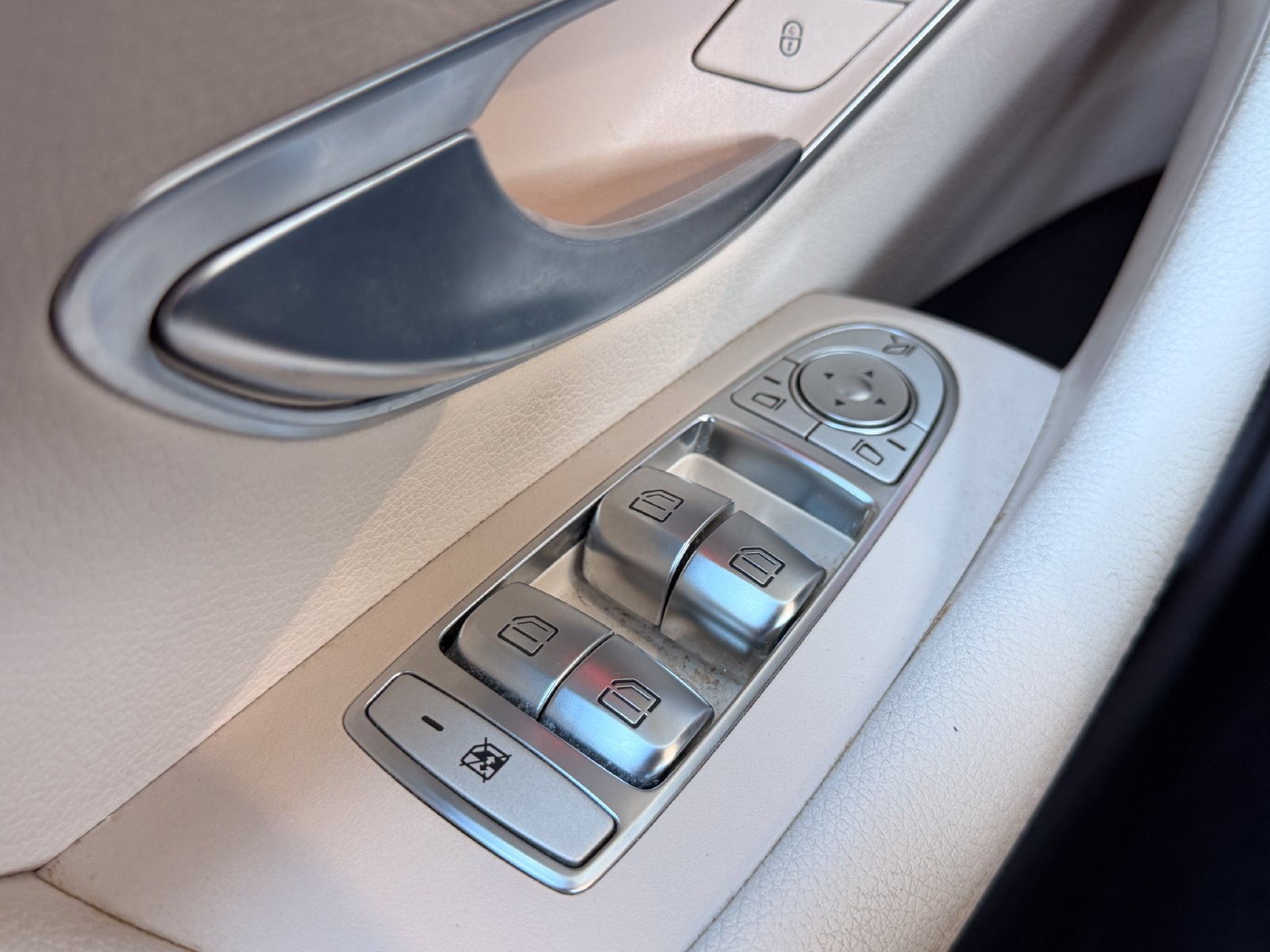 Certified 2019 Mercedes-Benz E 450 Cabriolet image 17