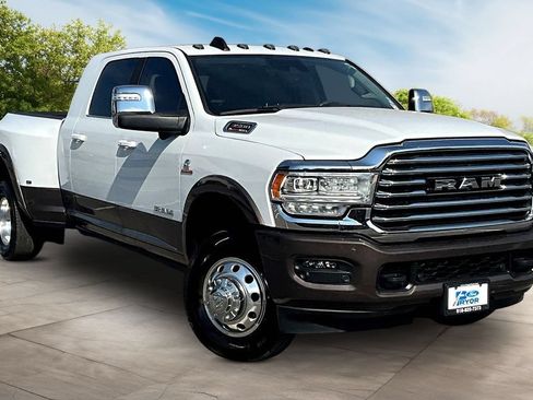 Used 2024 RAM 3500 Limited w/ Safety Group AWD/4WD image 9