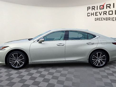 Used 2025 Lexus ES 300h w/ Premium Package FWD image 5