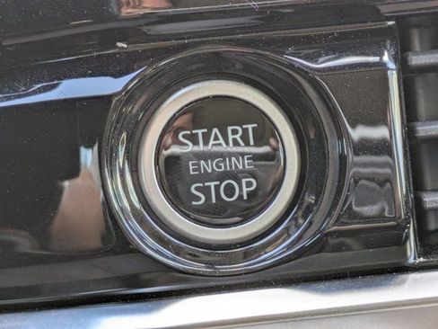 Used 2023 Nissan Pathfinder Platinum w/ Cargo Package image 25