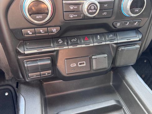 Used 2021 GMC Sierra 1500 AT4 image 25