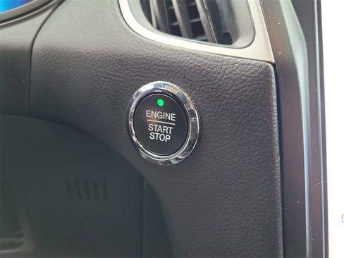 Used 2024 Ford Edge SEL image 25