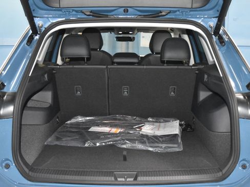 New 2026 Volkswagen Tiguan SE AWD/4WD image 24