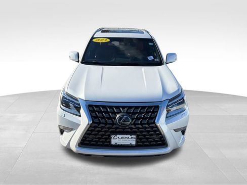 Used 2023 Lexus GX 460 Premium w/ Premium Package image 2
