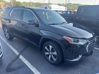 Used 2021 Chevrolet Traverse LT w/ LT Premium Package