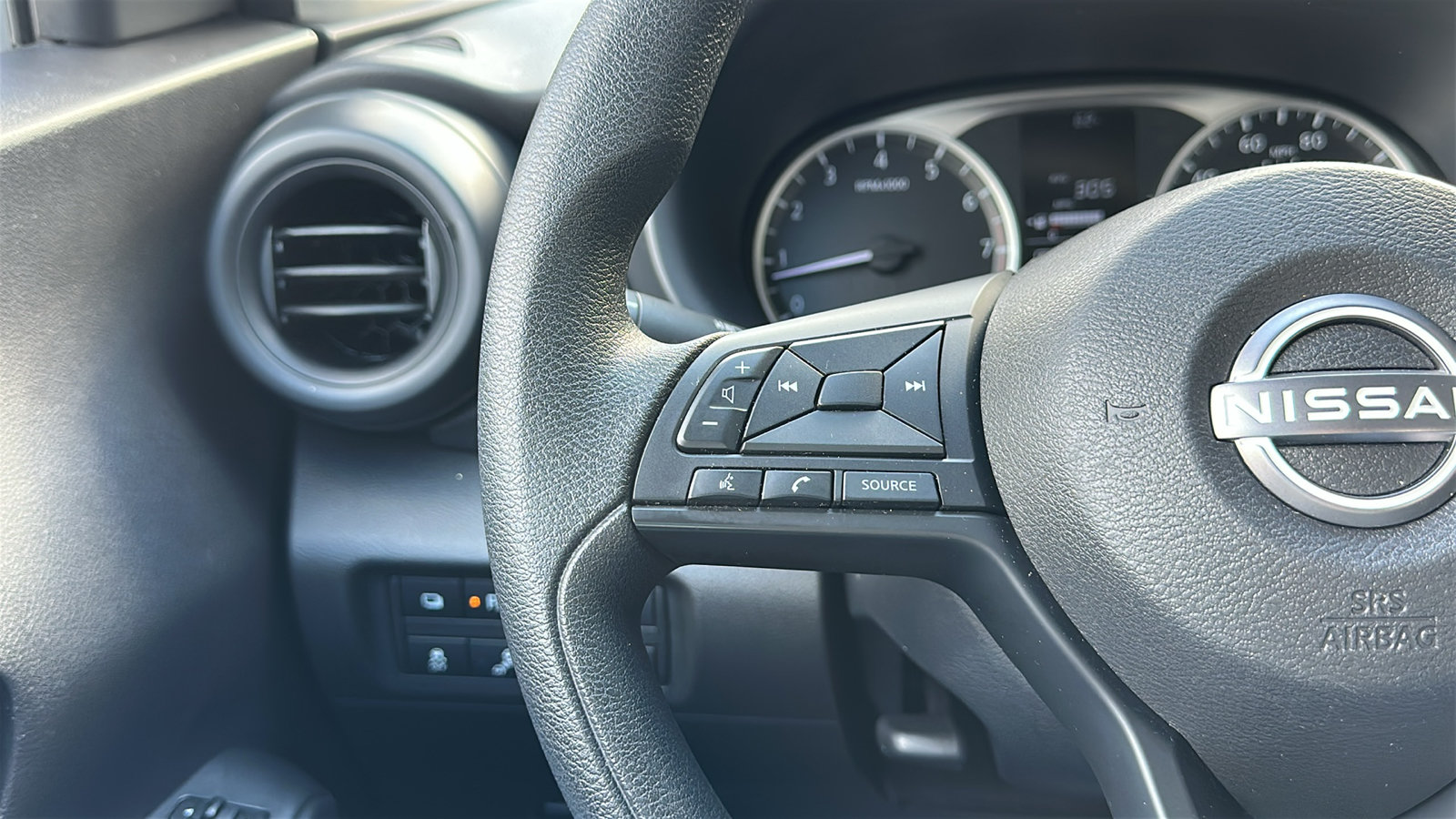 Certified 2024 Nissan Kicks S FWD image 14