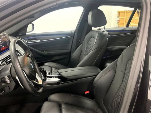 Used 2023 BMW 530i xDrive AWD/4WD image 26