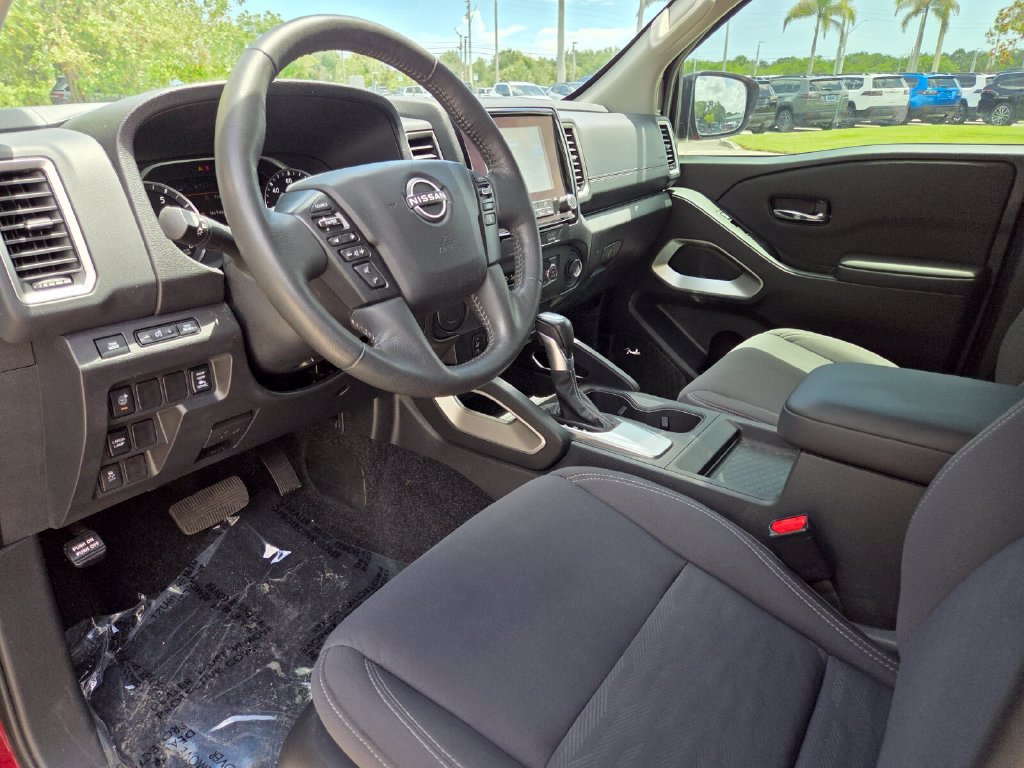 Used 2024 Nissan Frontier SV w/ SV Convenience Package RWD image 28