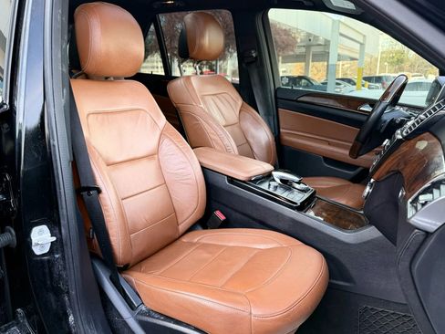 Used 2016 Mercedes-Benz GLE 400 4MATIC image 38