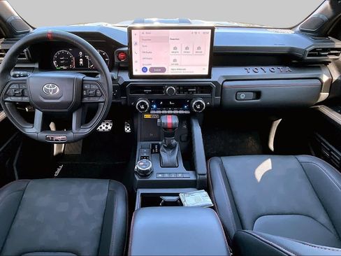 Used 2025 Toyota Tacoma TRD Pro AWD/4WD image 16