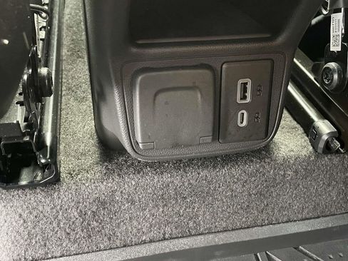 Used 2023 Chevrolet TrailBlazer RS w/ Convenience Package image 14