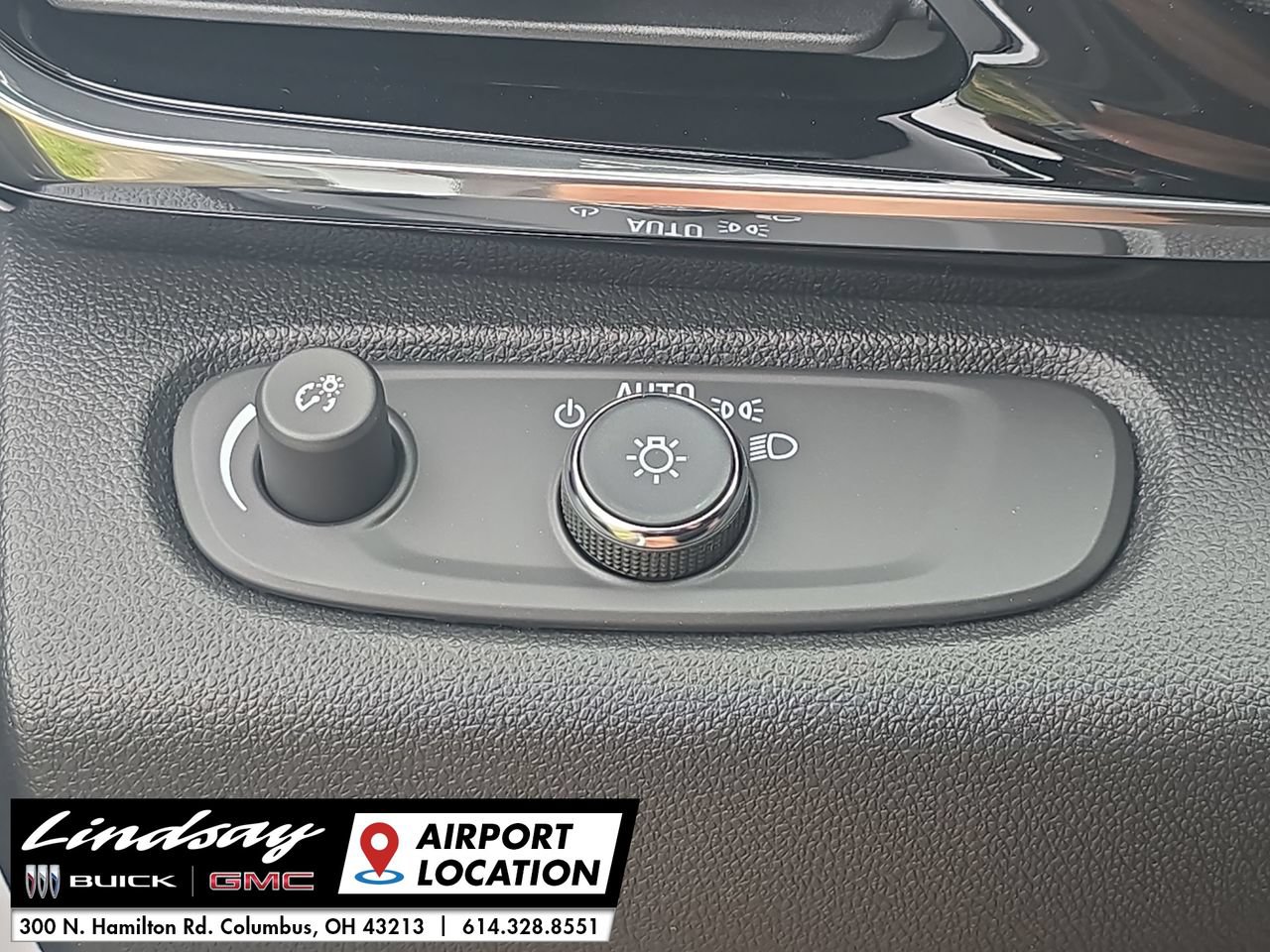 New 2026 Buick Envista Sport Touring w/ Convenience I Package FWD image 18
