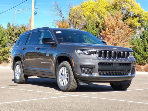 New 2025 Jeep Grand Cherokee L Laredo w/ Trailer Tow Package image 2