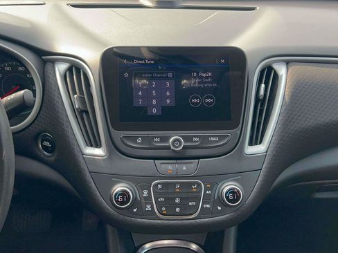 Used 2024 Chevrolet Malibu LT FWD image 26