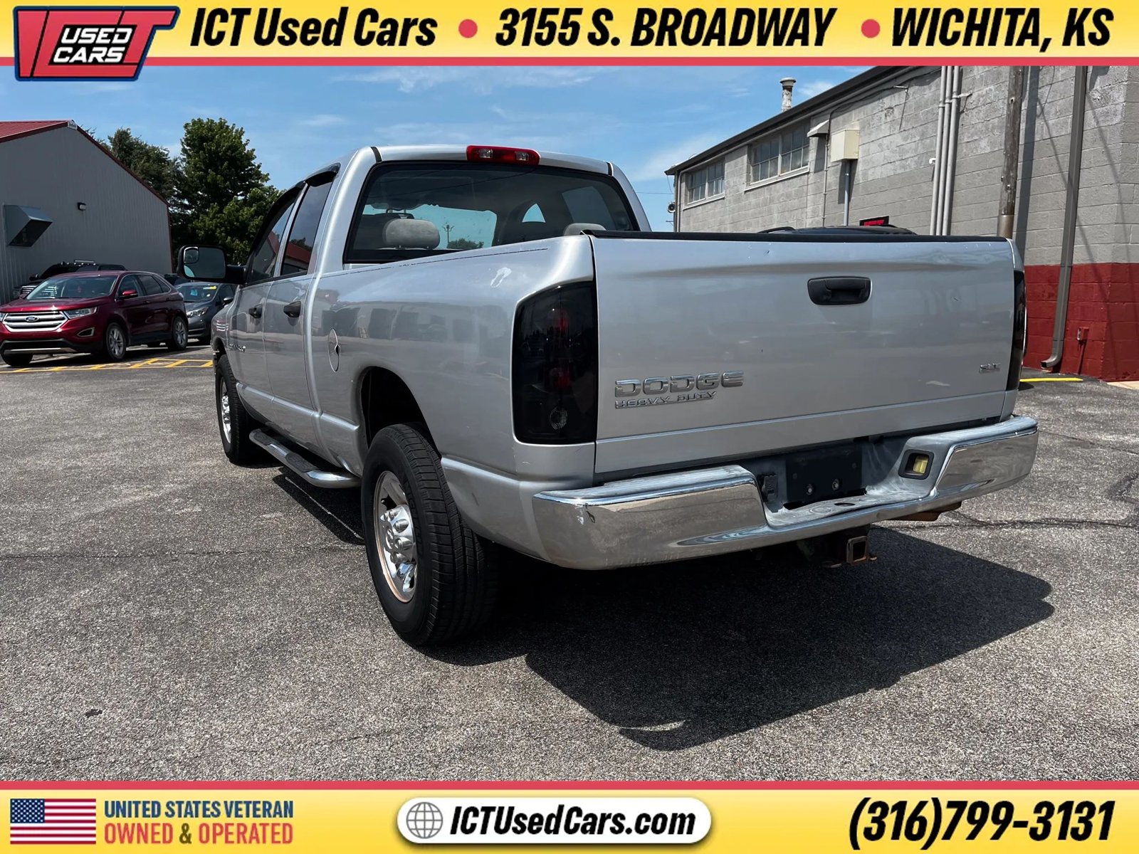 Used 2004 Dodge Ram 2500 Truck SLT w/ Trailer Tow Group RWD image 2