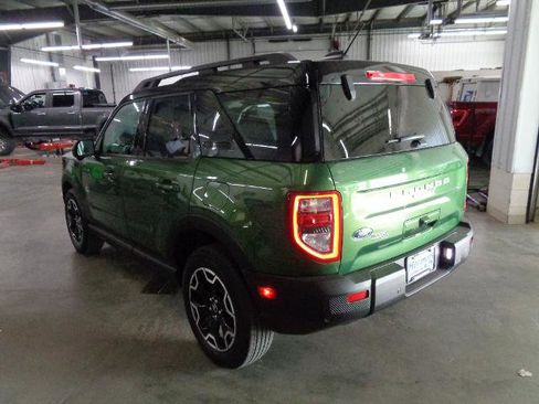 Certified 2025 Ford Bronco Sport Outer Banks w/ Outer Banks Tech Package+ AWD/4WD image 4