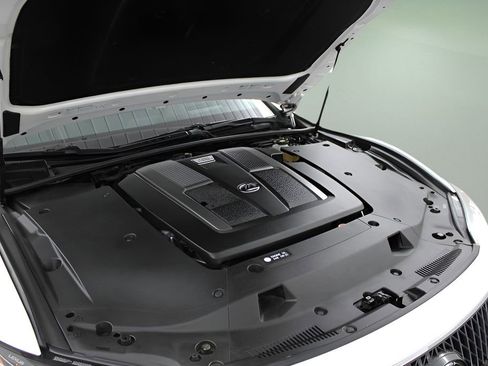 Used 2023 Lexus LS 500 w/ Interior Upgrade Package image 26