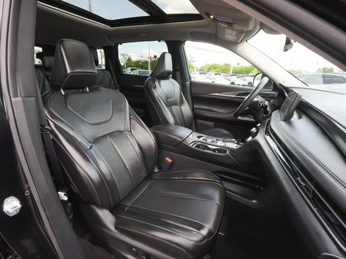 Used 2025 INFINITI QX60 Luxe AWD/4WD image 43