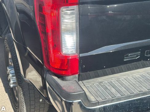 Used 2018 Ford F250 XL AWD/4WD image 8