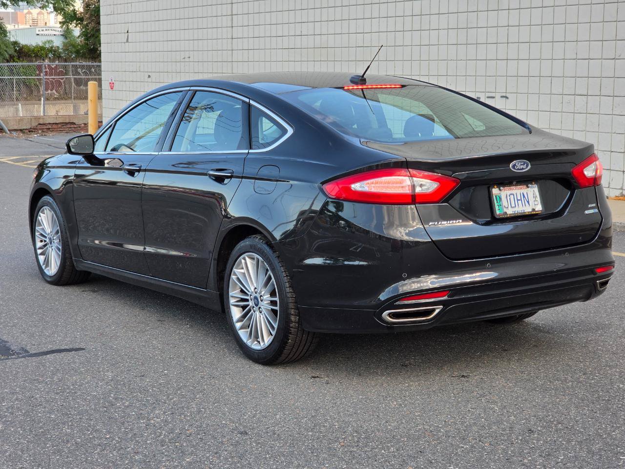 Used 2015 Ford Fusion SE w/ Equipment Group 202A AWD/4WD image 5