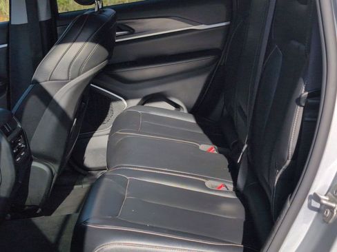 Used 2024 Jeep Grand Cherokee Limited 4xe image 29