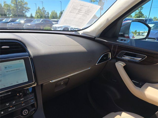 Used 2020 Jaguar F-PACE Prestige AWD/4WD image 24