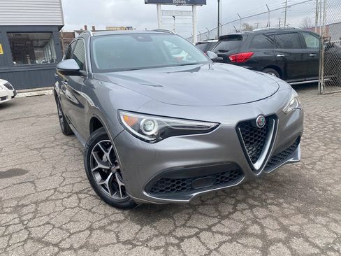 Used 2021 Alfa Romeo Stelvio Ti AWD/4WD image 4