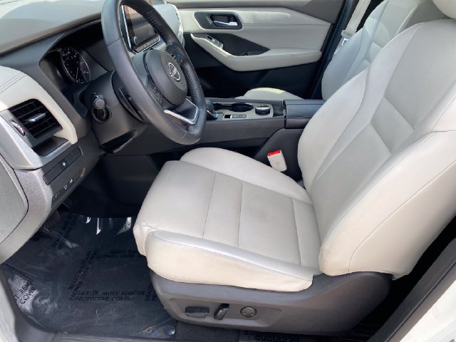 Used 2024 Nissan Rogue SV w/ SV Premium Package AWD/4WD image 10
