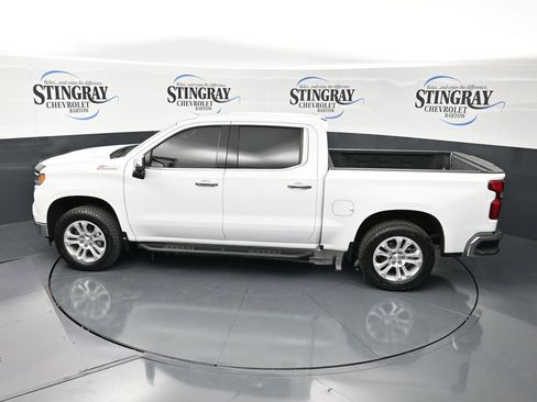 Used 2024 Chevrolet Silverado 1500 LTZ AWD/4WD image 24