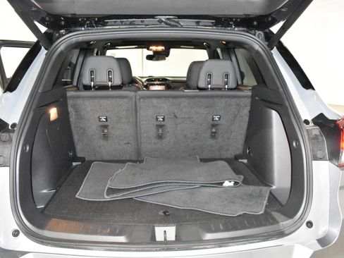 Used 2023 Chevrolet TrailBlazer RS w/ Sun and Liftgate Package image 35