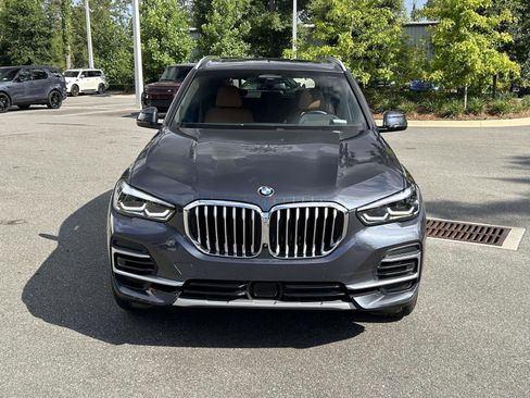 Used 2022 BMW X5 sDrive40i RWD image 2