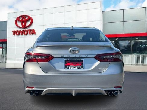 Used 2024 Toyota Camry XSE FWD image 7