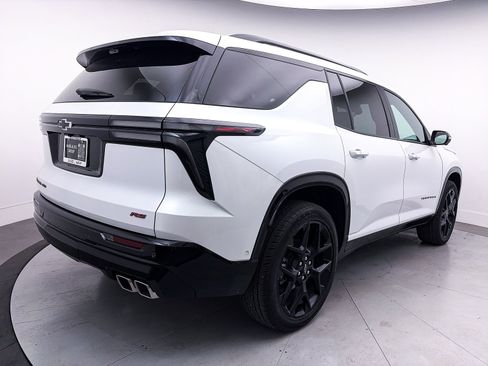 Used 2024 Chevrolet Traverse RS w/ LPO, Floor Liner Package image 17