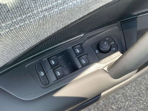 New 2026 Volkswagen Tiguan S FWD image 15