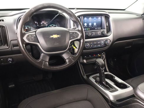 Used 2022 Chevrolet Colorado LT w/ Fleet Safety Package image 2