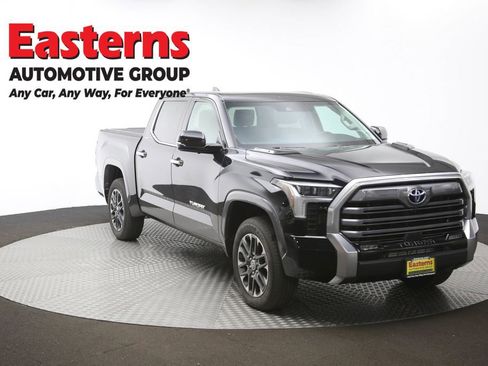 Used 2024 Toyota Tundra Limited AWD/4WD image 55