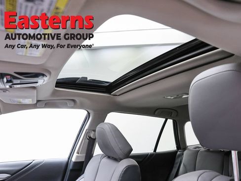 Used 2023 Subaru Outback Limited AWD/4WD image 36