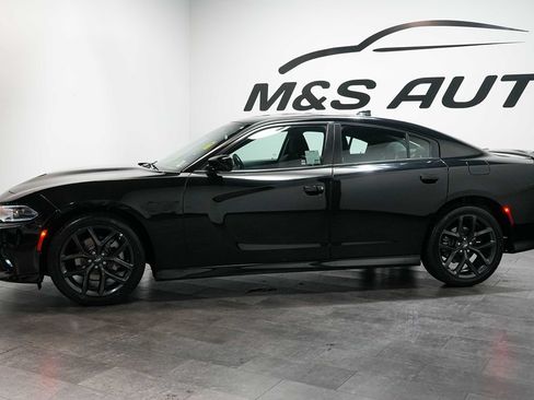 Used 2022 Dodge Charger GT w/ Blacktop Package RWD image 3