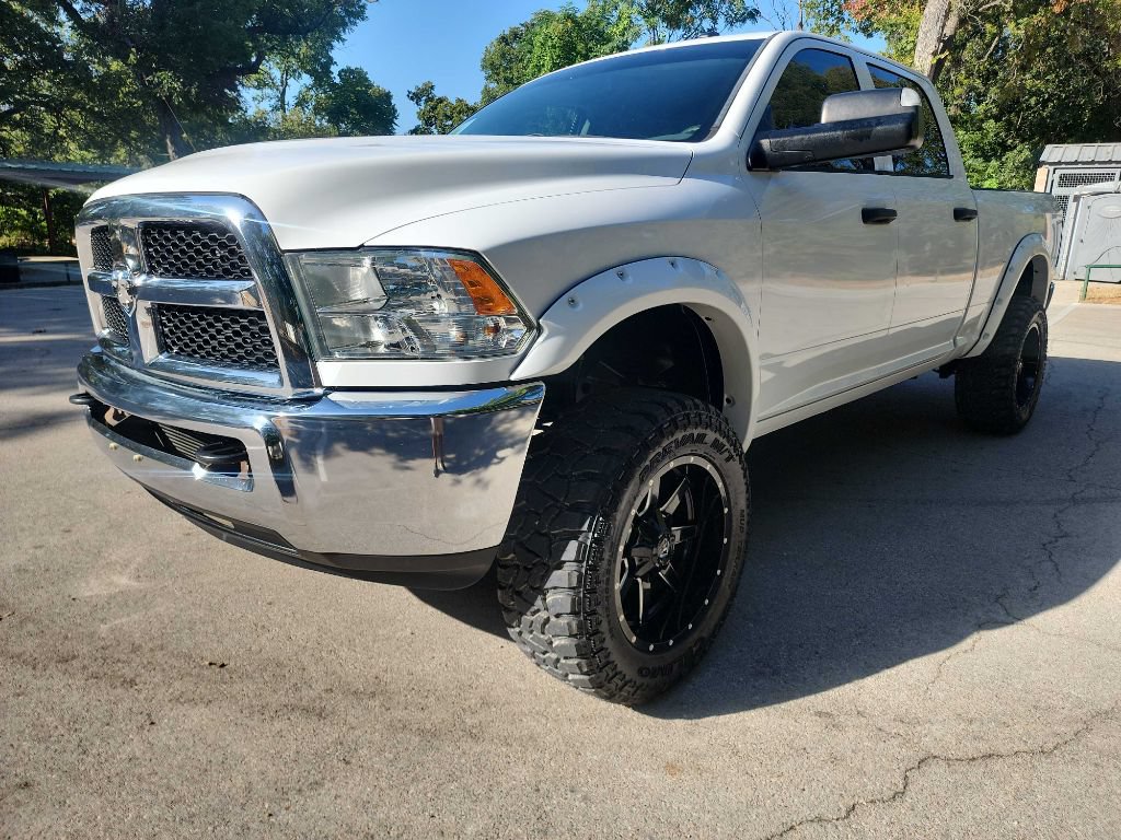 Used 2016 RAM 2500 Tradesman w/ Chrome Appearance Group AWD/4WD image 3