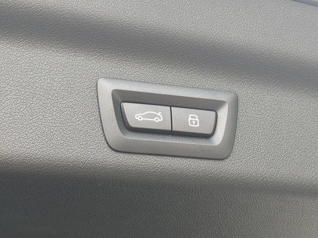 Used 2025 BMW X1 M35i AWD/4WD image 15