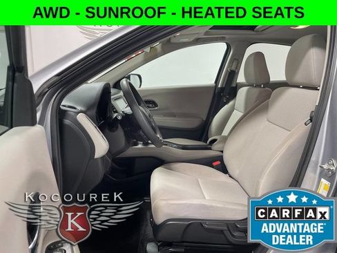 Used 2017 Honda HR-V EX image 11