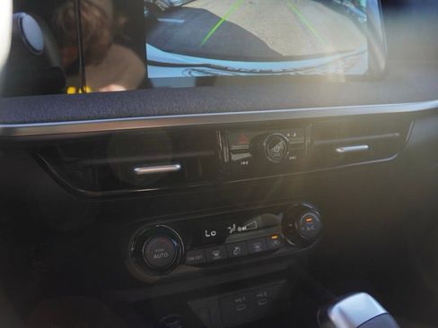 New 2026 Nissan Kicks SV image 14