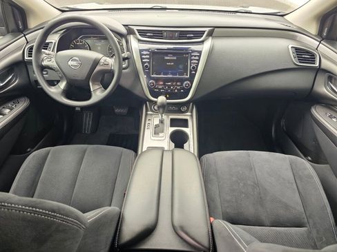 Used 2022 Nissan Murano S AWD/4WD image 9