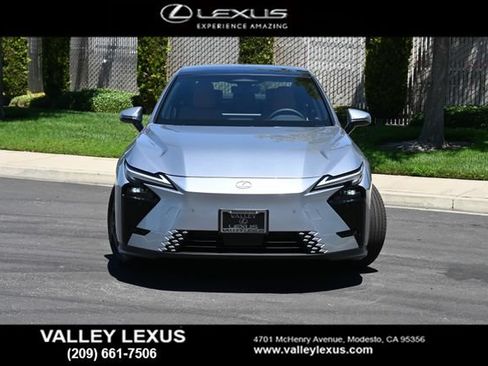 New 2026 Lexus ES 350e w/ Convenience Package FWD image 2