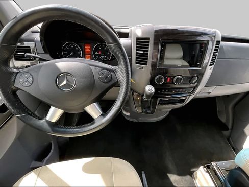 Used 2017 Mercedes-Benz Sprinter 3500 image 6