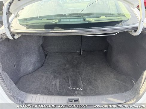 Used 2018 Nissan Sentra SV image 14