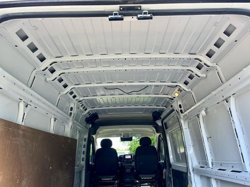 Used 2023 RAM ProMaster 2500 image 21